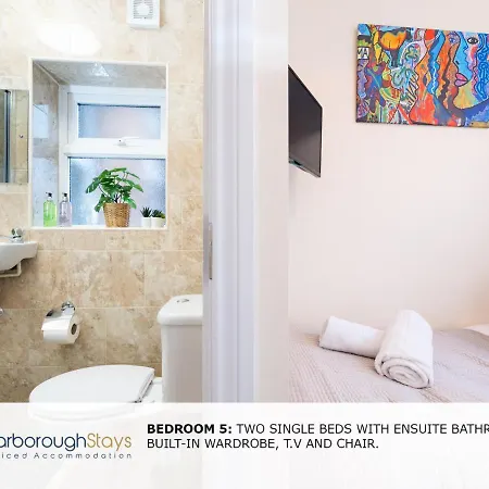 - Luxury Townhouse Ideal For Large Groups - Hot Tub Hébergement de vacances Scarborough