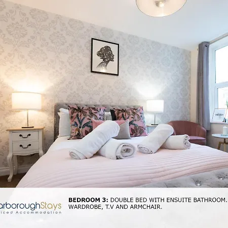 - Luxury Townhouse Ideal For Large Groups - Hot Tub *