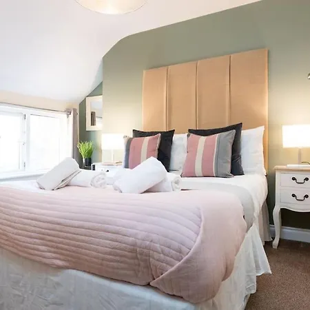 - Luxury Townhouse Ideal For Large Groups - Hot Tub * Scarborough