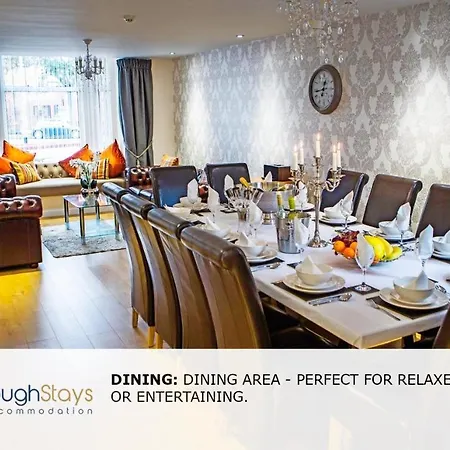 - Luxury Townhouse Ideal For Large Groups - Hot Tub Holiday home Scarborough