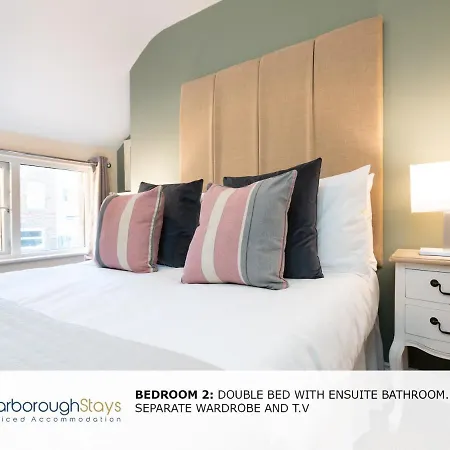 - Luxury Townhouse Ideal For Large Groups - Hot Tub