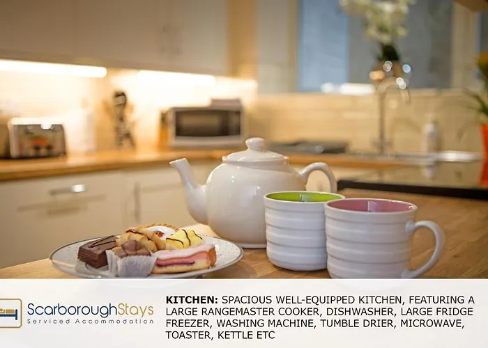 - Luxury Townhouse Ideal For Large Groups - Hot Tub *