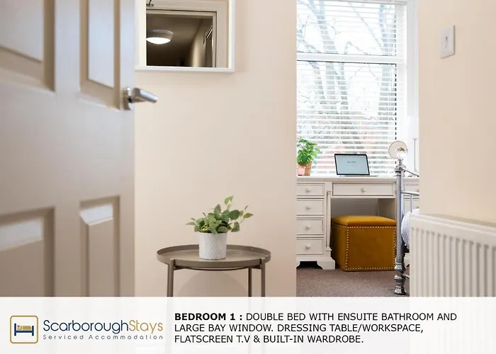 Nyaraló - Luxury Townhouse Ideal For Large Groups - Hot Tub Scarborough