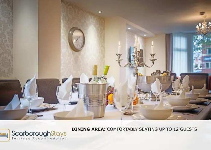 Nyaraló - Luxury Townhouse Ideal For Large Groups - Hot Tub