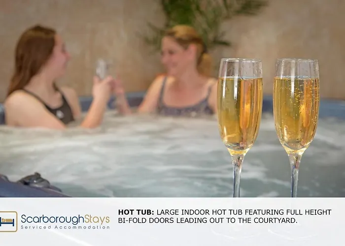 - Luxury Townhouse Ideal For Large Groups - Hot Tub * Scarborough