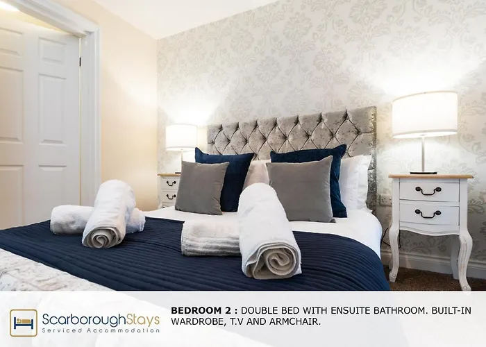 - Luxury Townhouse Ideal For Large Groups - Hot Tub