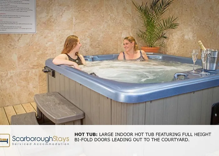 - Luxury Townhouse Ideal For Large Groups - Hot Tub *