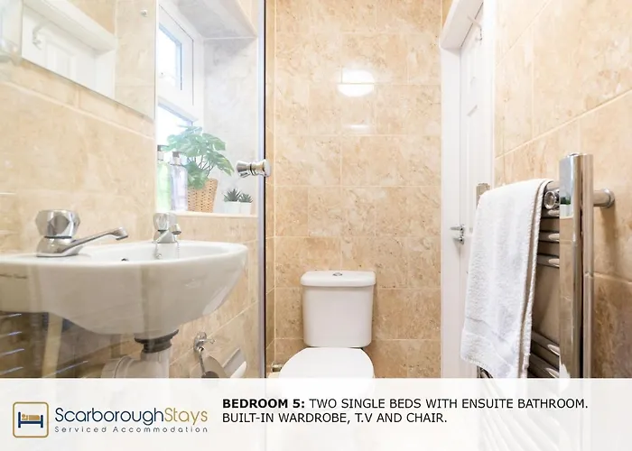 - Luxury Townhouse Ideal For Large Groups - Hot Tub *