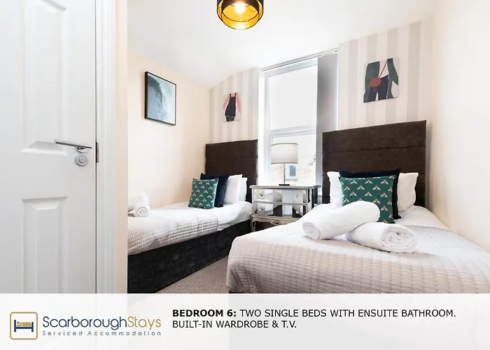 - Luxury Townhouse Ideal For Large Groups - Hot Tub *