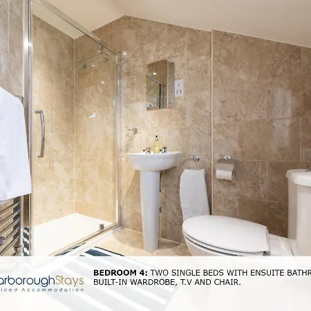 - Luxury Townhouse Ideal For Large Groups - Hot Tub *