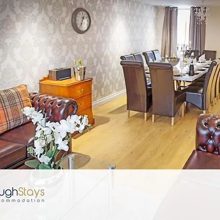 - Luxury Townhouse Ideal For Large Groups - Hot Tub Scarborough